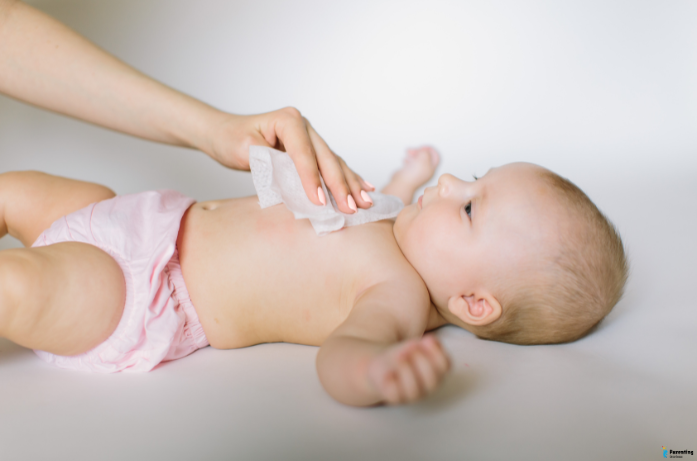 how to use baby wipes for newborn skin