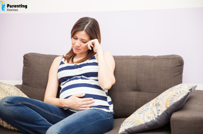 Sitting Postures to Avoid During Pregnancy for a Safe & Healthy Back